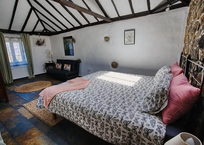 La Casa De Al Lado Holiday home *